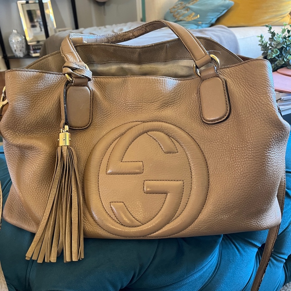 Large Gucci Handbag - authentic